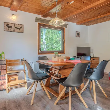 Rozi, - Pr' Rozi Semesterbostad